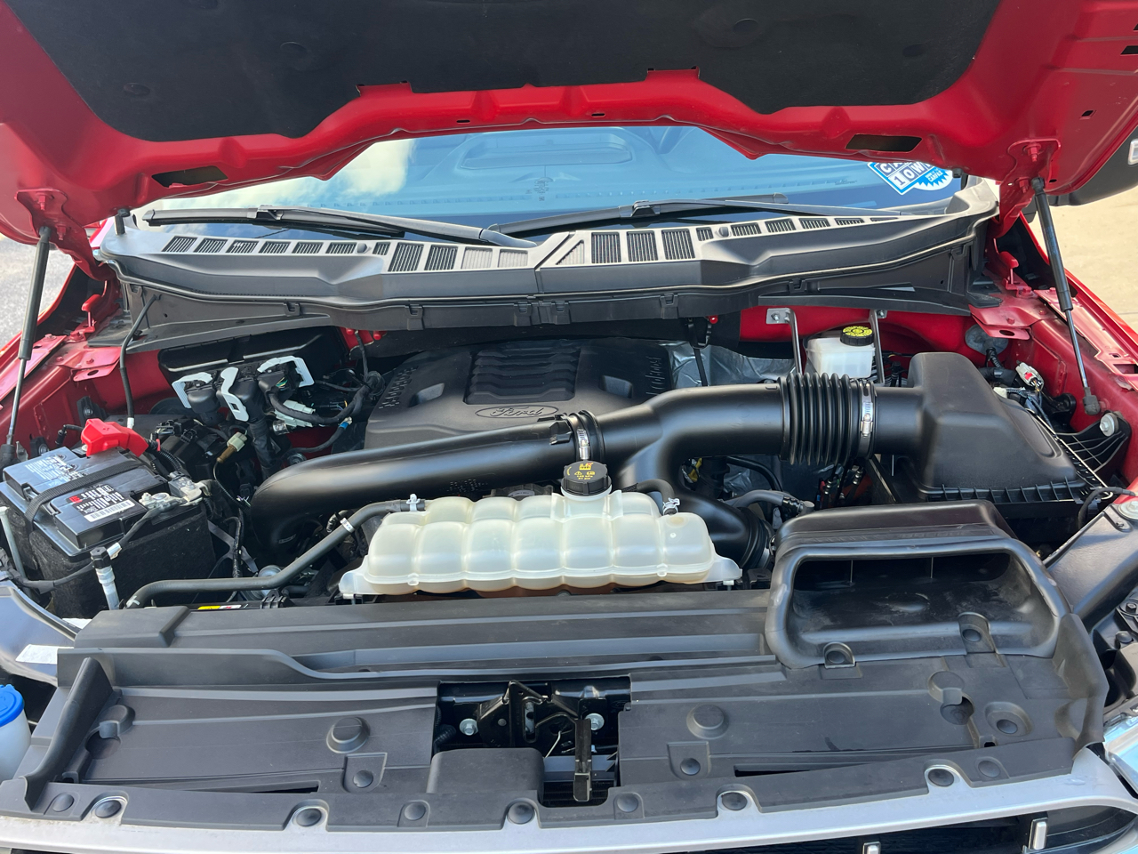 Ford F-150 Lariat SuperCab 6.5-ft. Bed 4WD 2022 Ford F-150 Lariat SuperCab 6.5-ft. Bed 4WD 2022