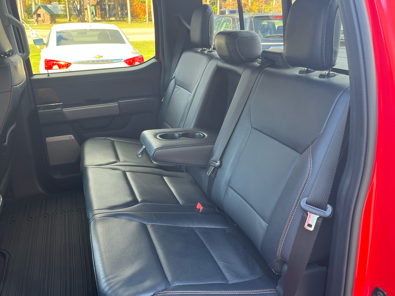 Ford F-150 Lariat SuperCab 6.5-ft. Bed 4WD 2022 Ford F-150 Lariat SuperCab 6.5-ft. Bed 4WD 2022