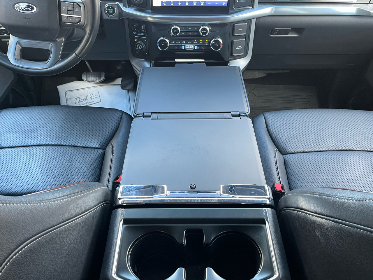 Ford F-150 Lariat SuperCab 6.5-ft. Bed 4WD 2022 Ford F-150 Lariat SuperCab 6.5-ft. Bed 4WD 2022