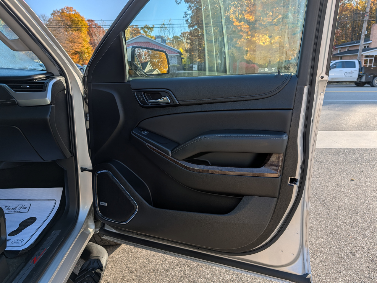 Chevrolet Suburban 4WD 4dr Z71 2018