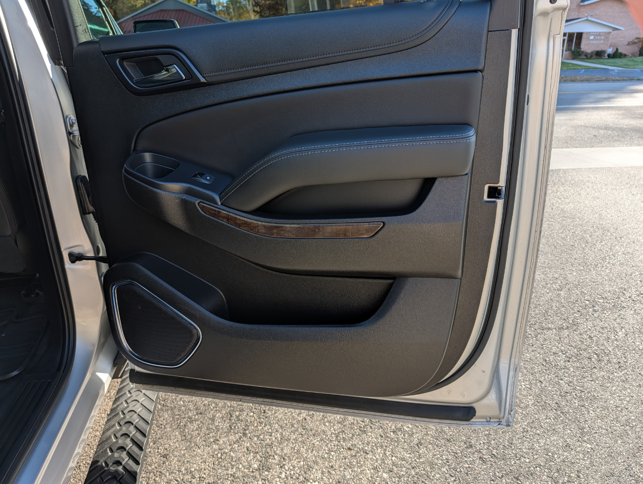 Chevrolet Suburban 4WD 4dr Z71 2018