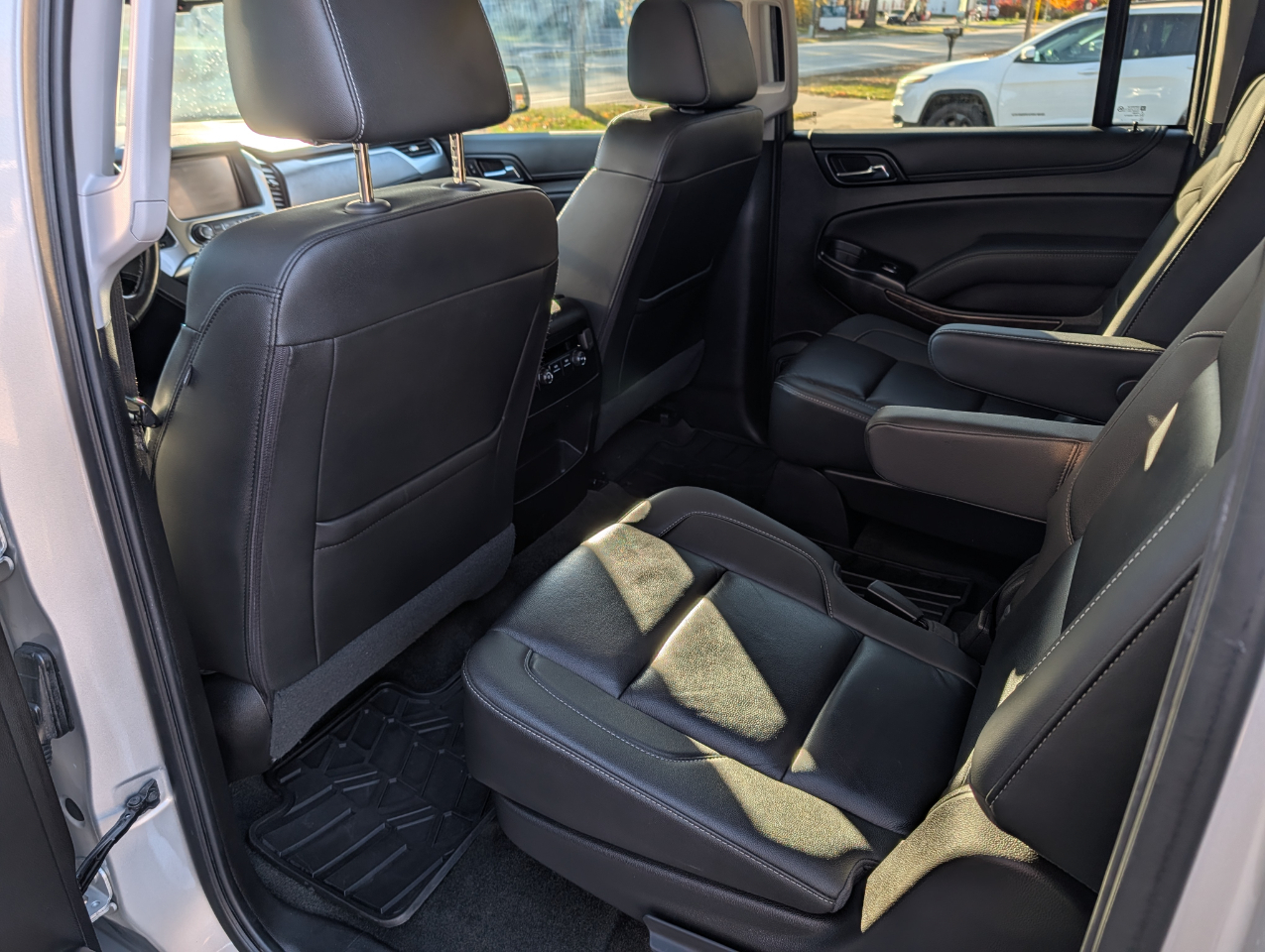 Chevrolet Suburban 4WD 4dr Z71 2018