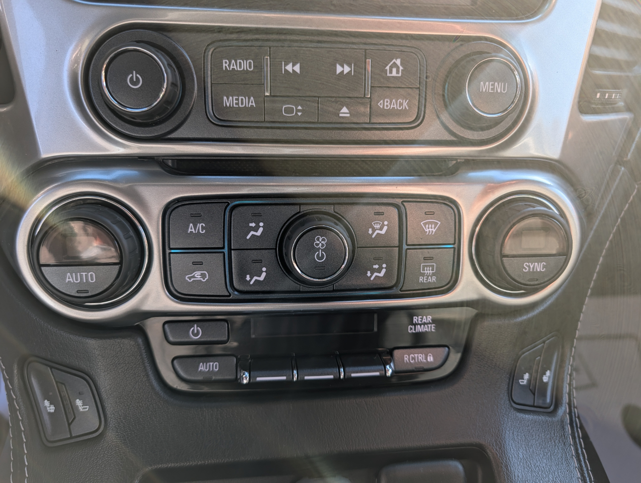 Chevrolet Suburban 4WD 4dr Z71 2018