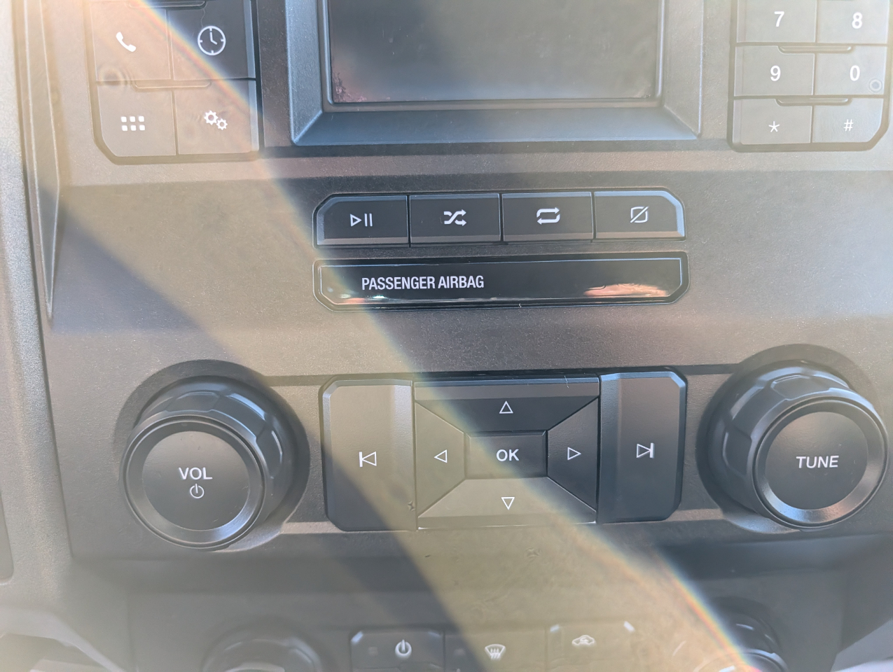 Ford Super Duty F-250 SRW XLT 4WD Reg Cab 8' Box 2022