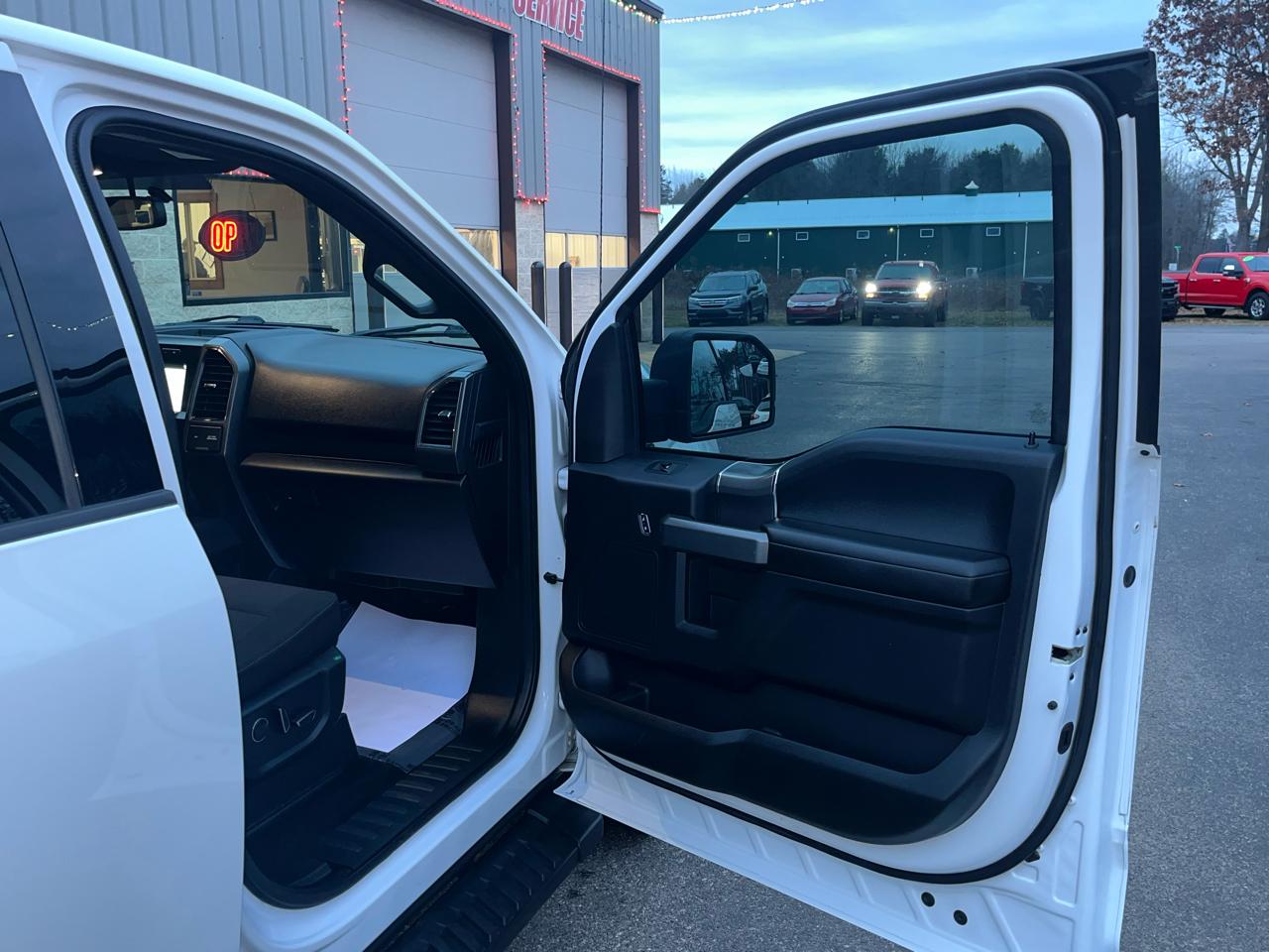 Ford F-150 XLT 4WD SuperCrew 6.5' Box 2017