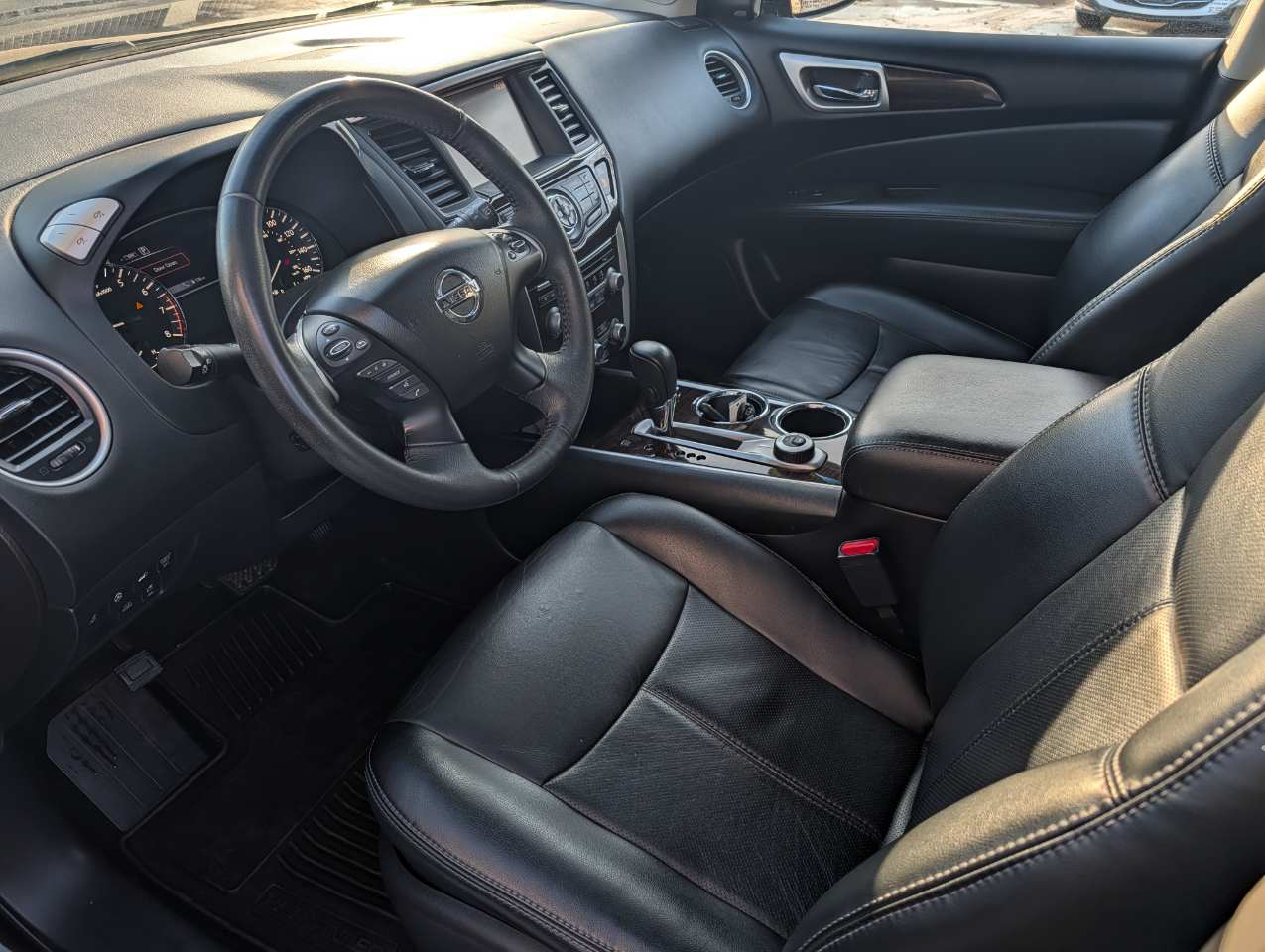 Nissan Pathfinder 4WD 4dr Platinum 2016