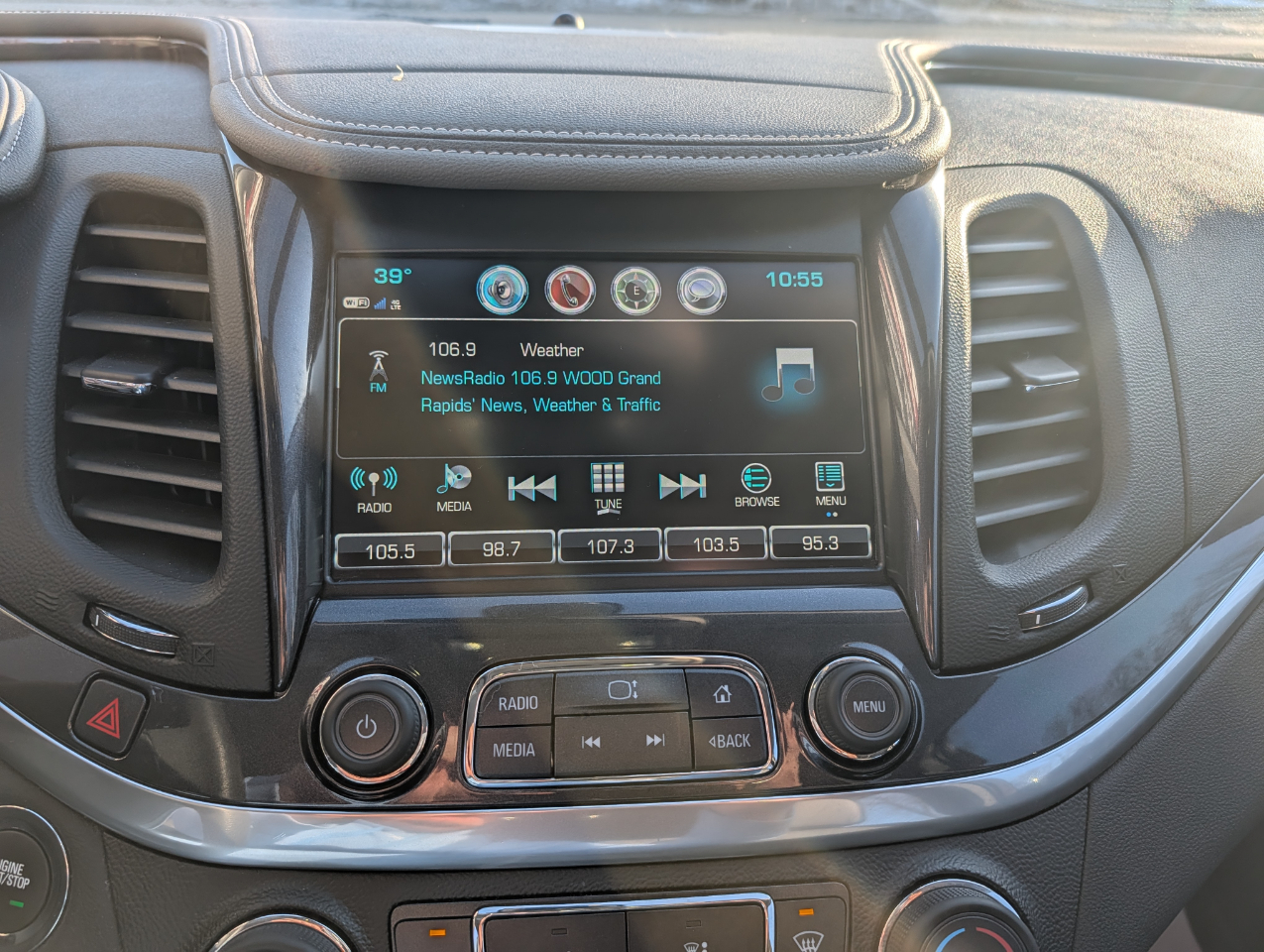 Chevrolet Impala 4dr Sdn LS w/1FL 2019