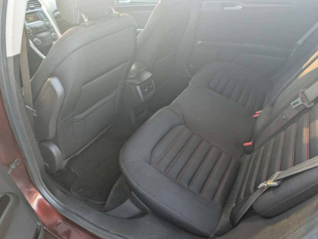 Ford Fusion 4dr Sdn SE FWD 2015