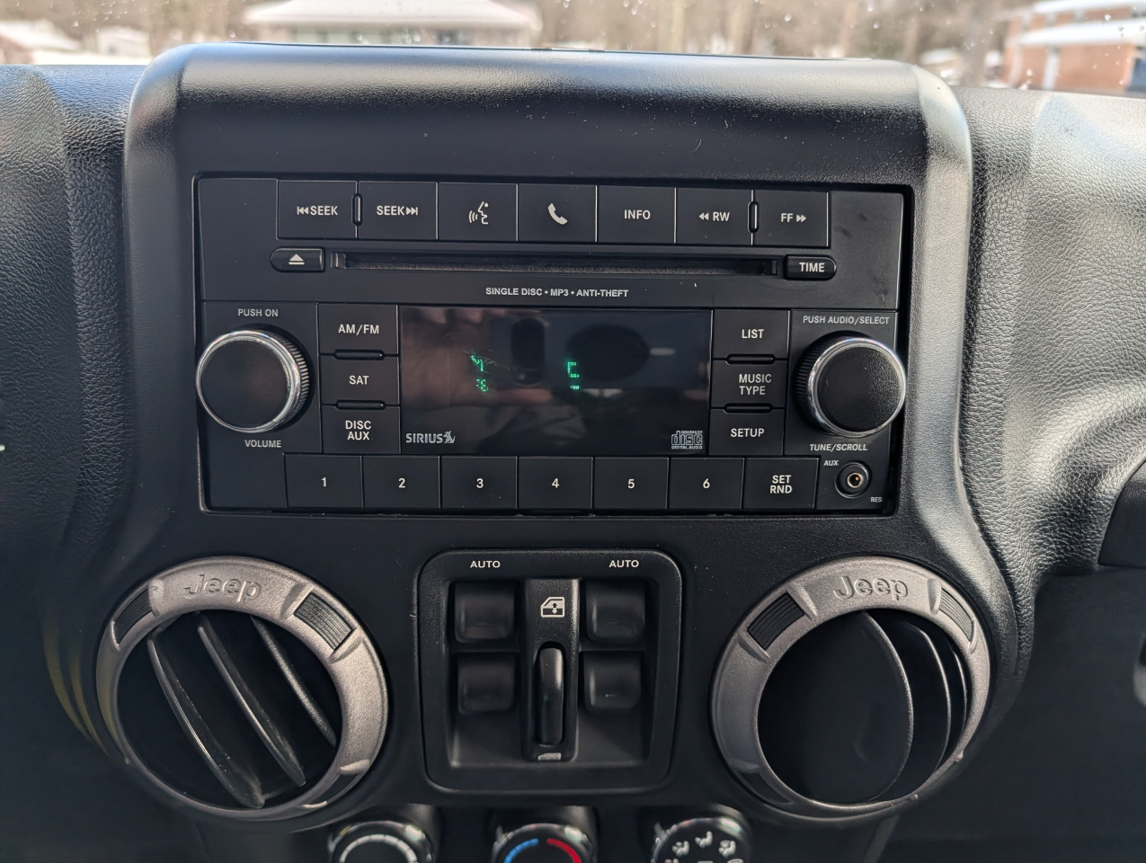 Jeep Wrangler Unlimited 4WD 4dr Sport 2012