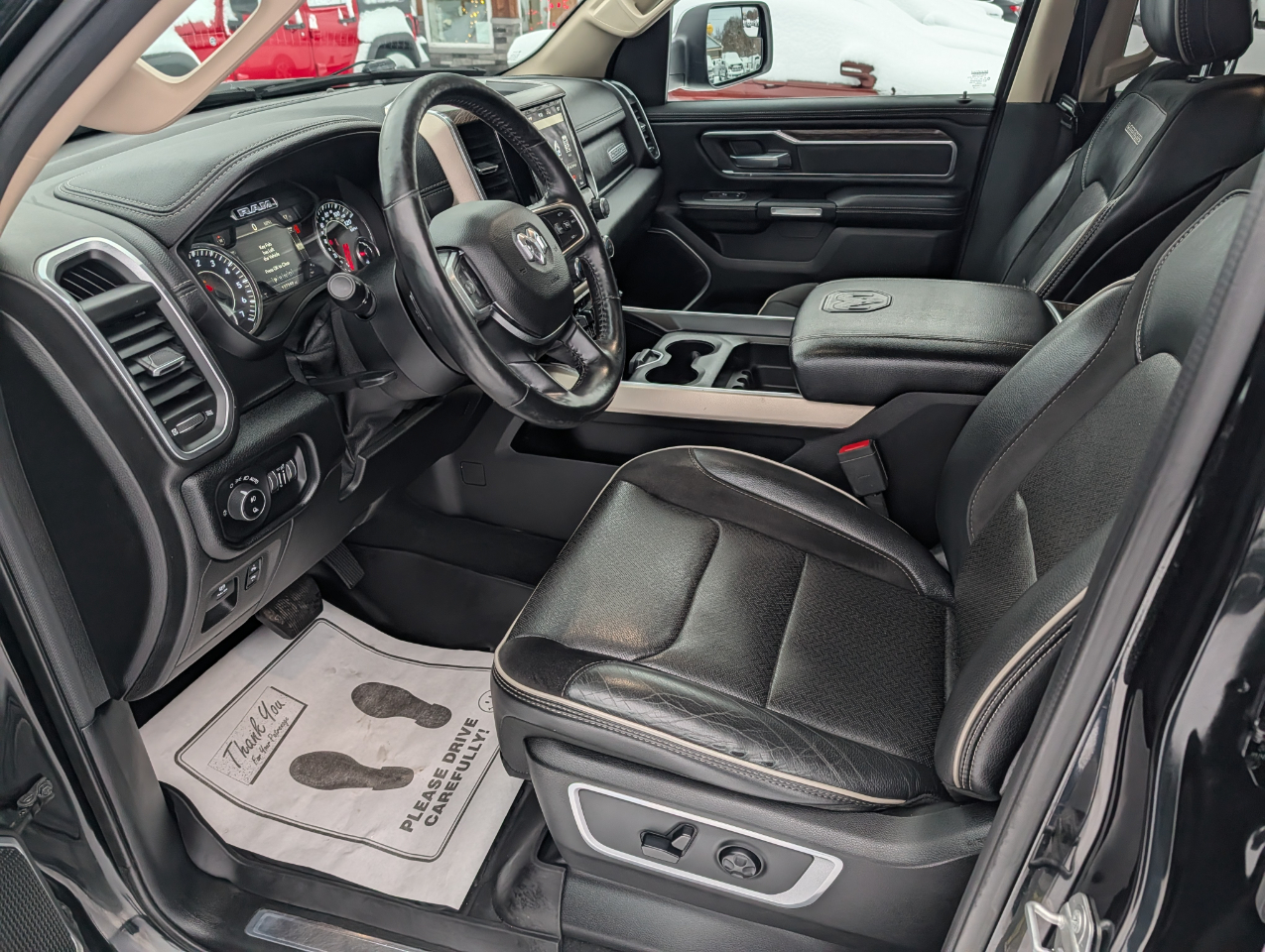 RAM 1500 Laramie 4x4 Crew Cab 5'7" Box 2019