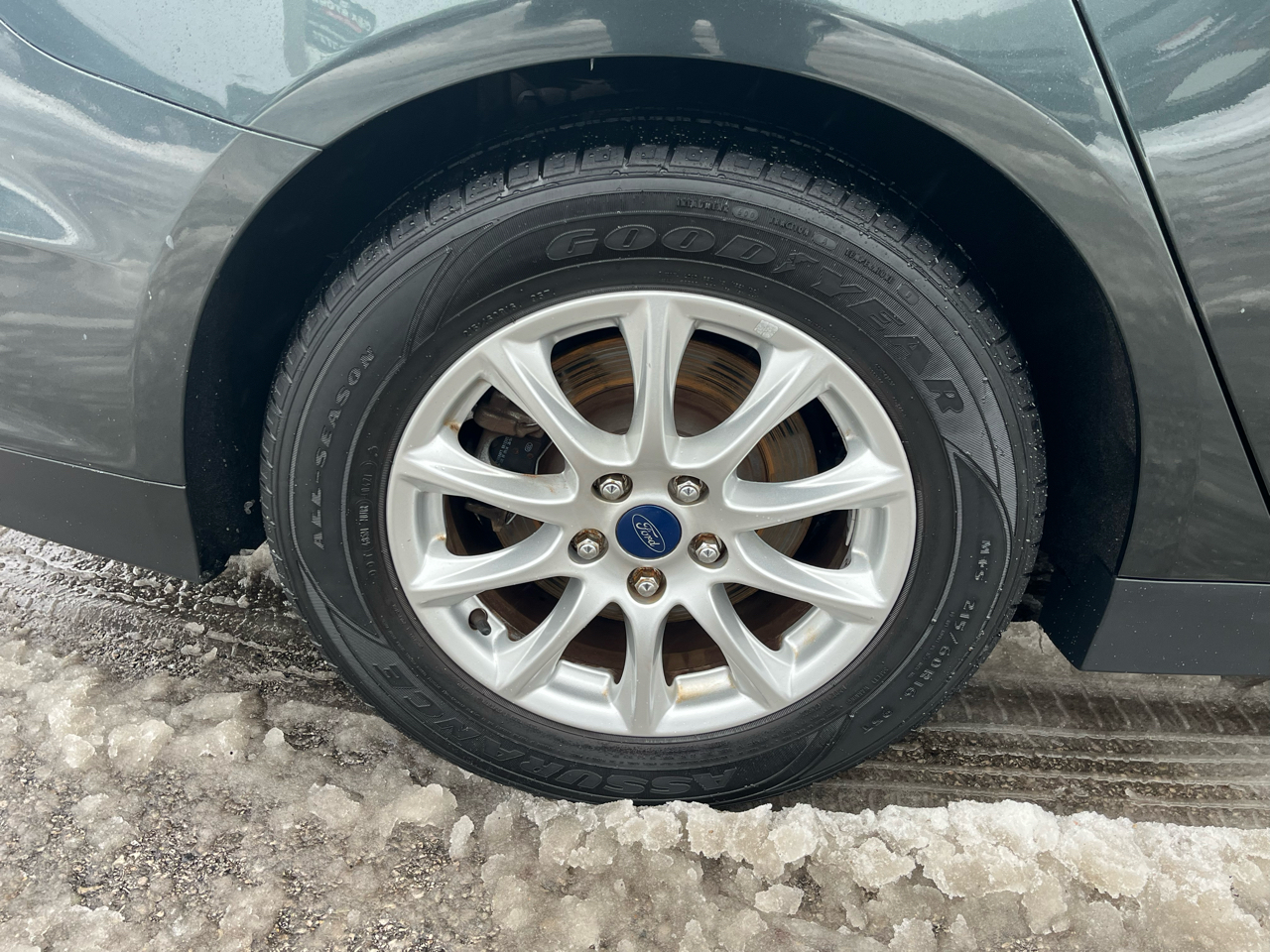 Ford Fusion 4dr Sdn S FWD 2016