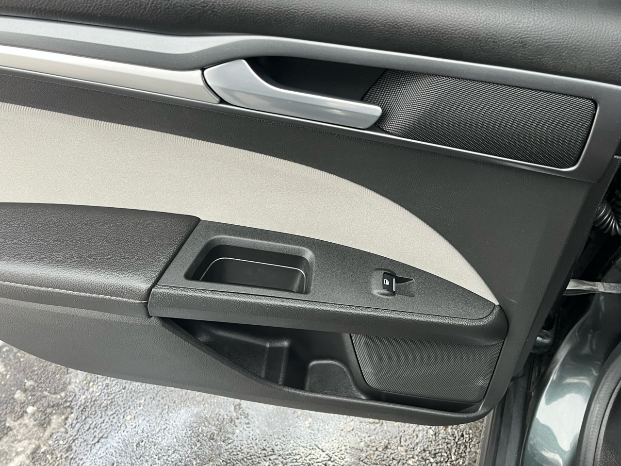 Ford Fusion 4dr Sdn S FWD 2016