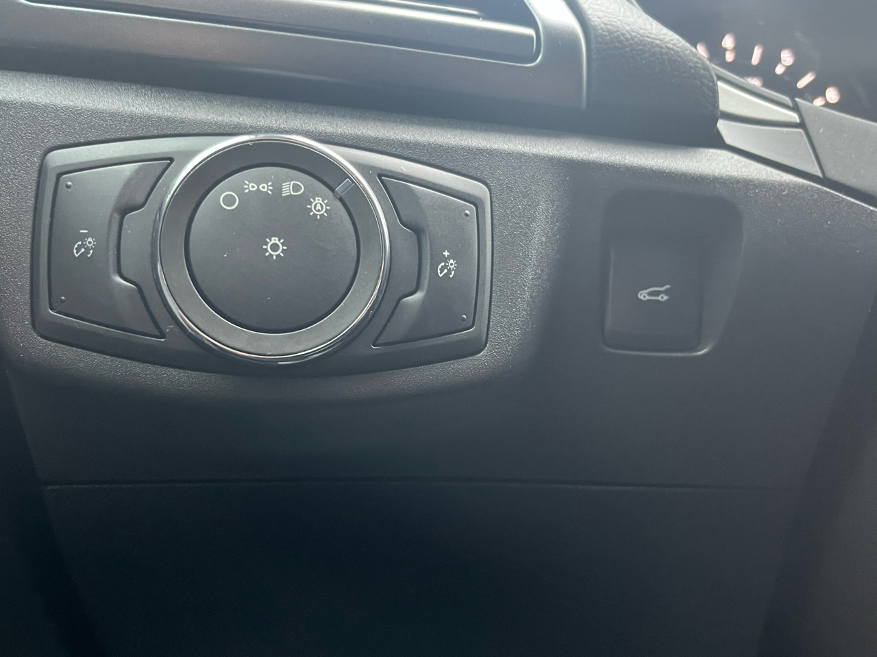 Ford Fusion 4dr Sdn S FWD 2016