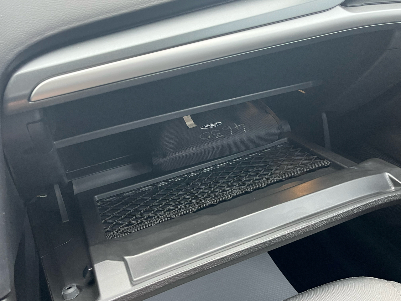 Ford Fusion 4dr Sdn S FWD 2016