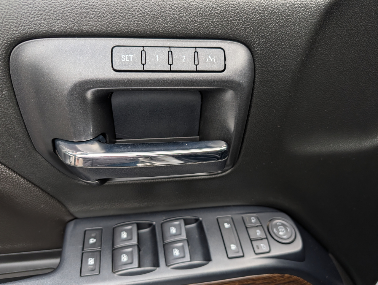 GMC Sierra 2500HD 4WD Crew Cab 153.7" Denali 2018