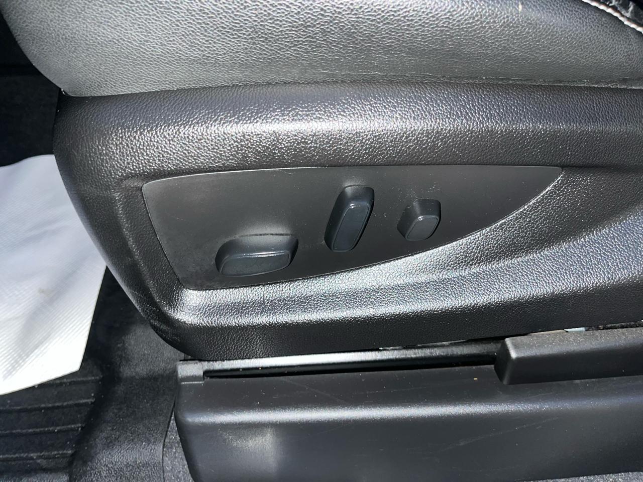 Chevrolet Tahoe 4WD 4dr LT 2019