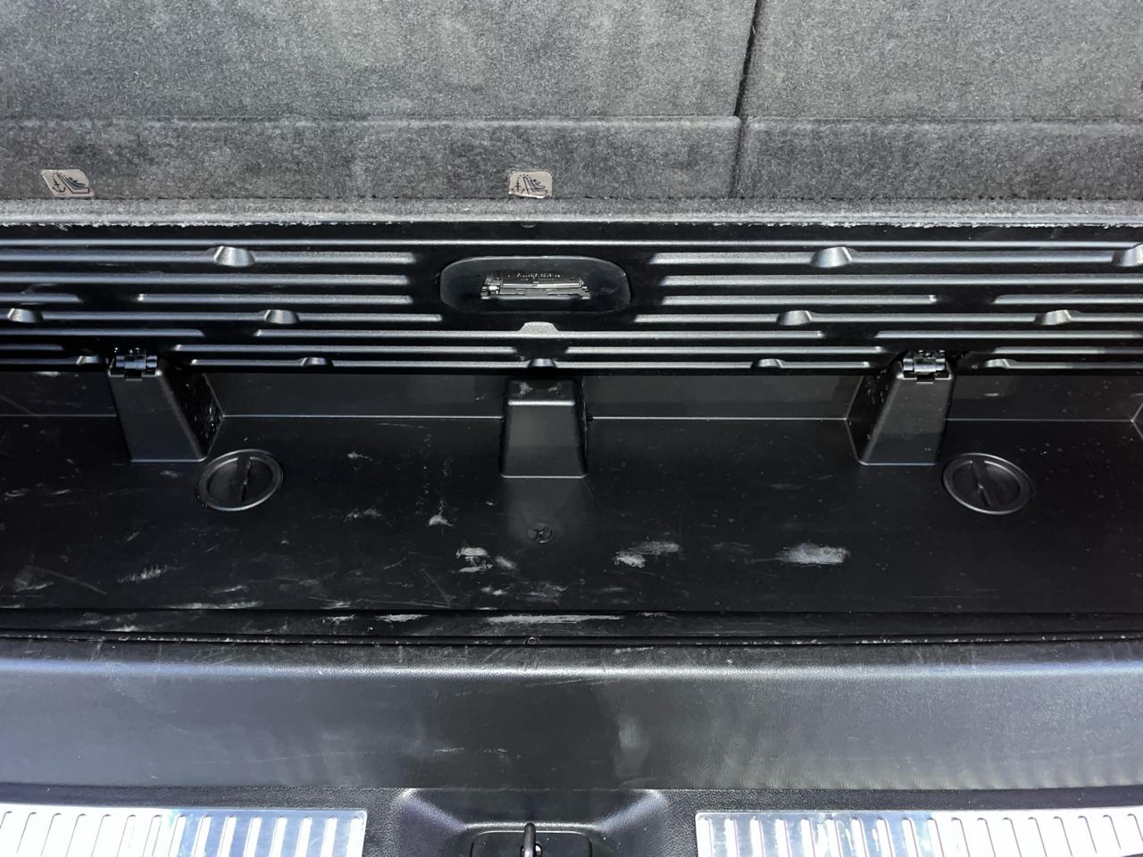 Chevrolet Tahoe 4WD 4dr LT 2019