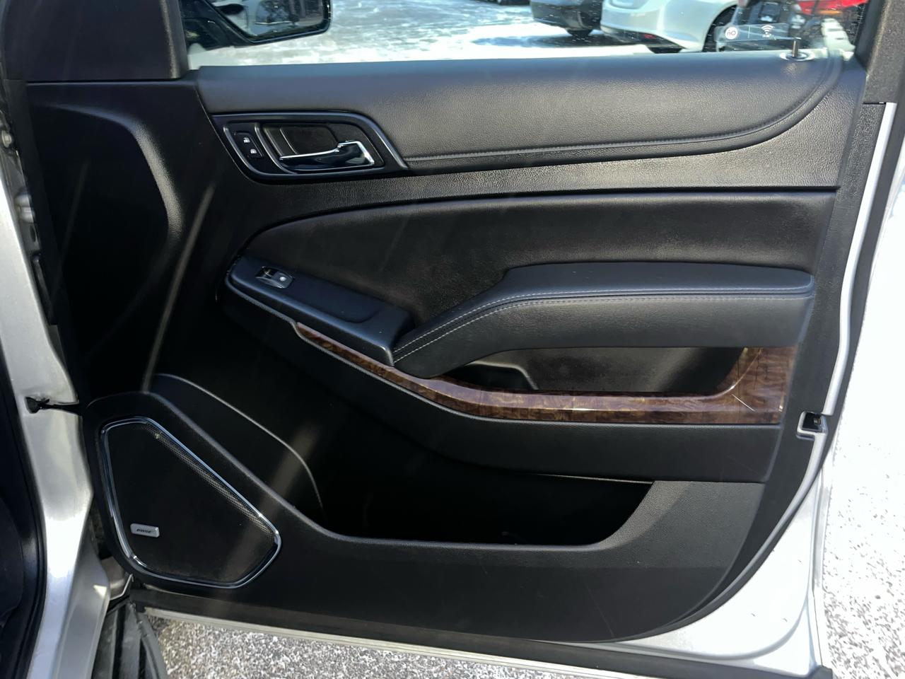 Chevrolet Tahoe 4WD 4dr LT 2019