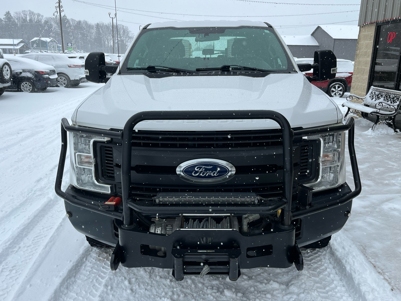 Ford Super Duty F-350 SRW XL 4WD Crew Cab 6.75' Box 2018