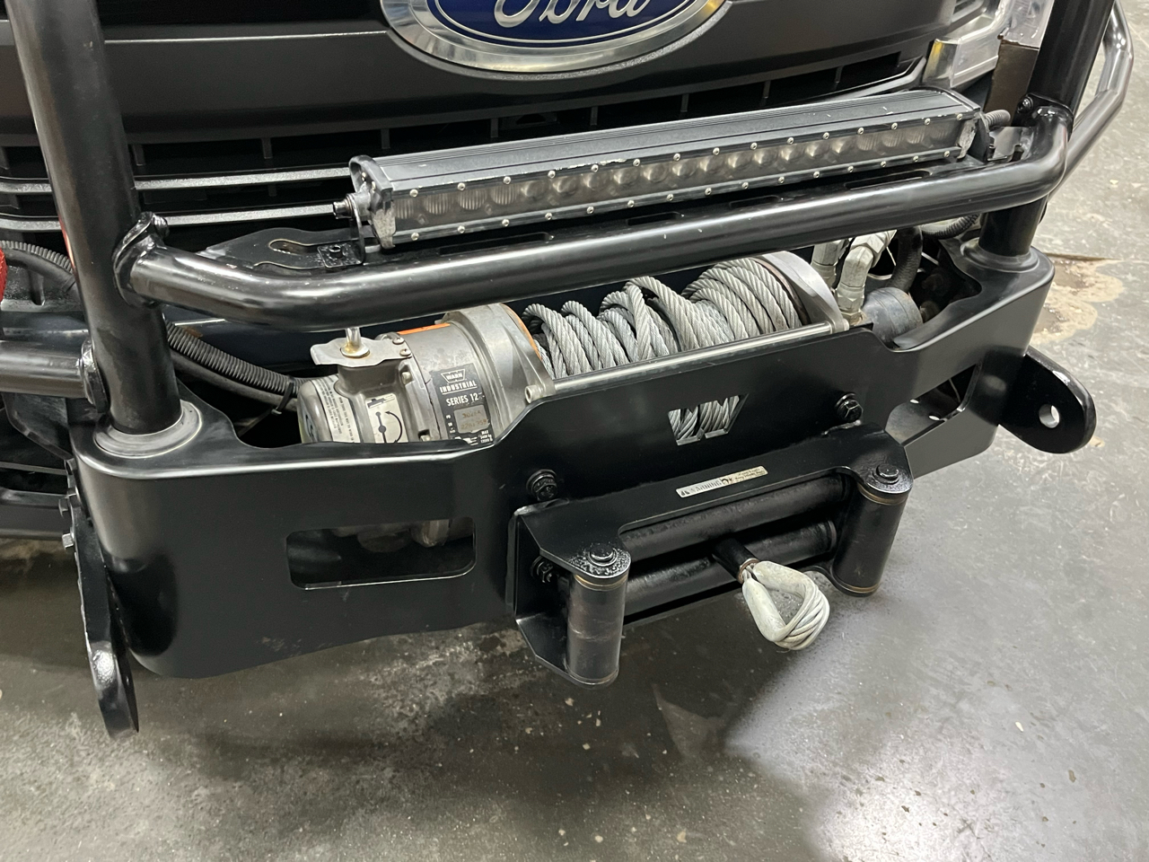 Ford Super Duty F-350 SRW XL 4WD Crew Cab 6.75' Box 2018