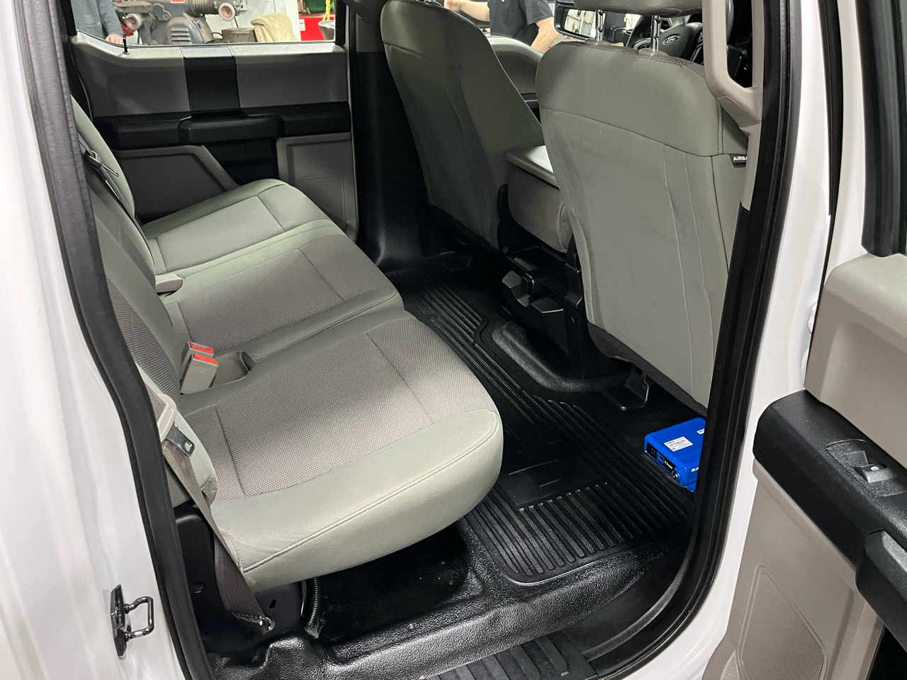 Ford Super Duty F-350 SRW XL 4WD Crew Cab 6.75' Box 2018