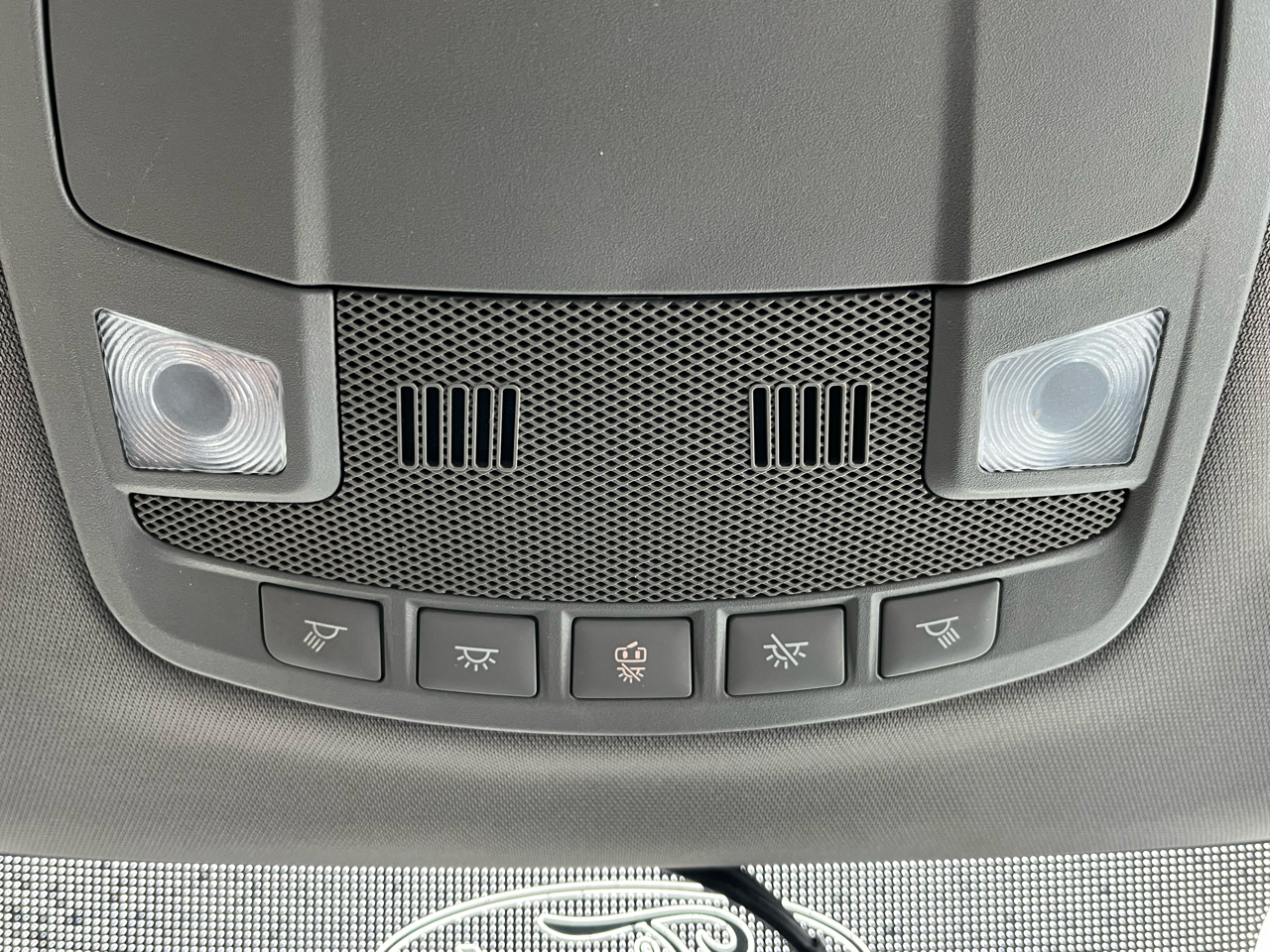 Ford Super Duty F-350 SRW XL 4WD Crew Cab 6.75' Box 2018