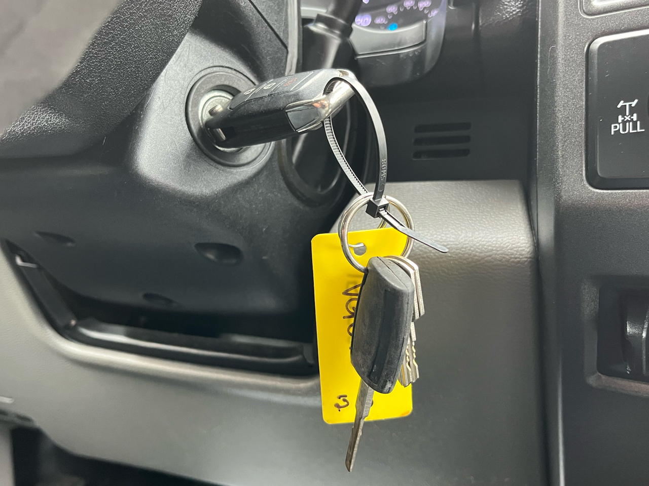 Ford Super Duty F-350 SRW XL 4WD Crew Cab 6.75' Box 2018