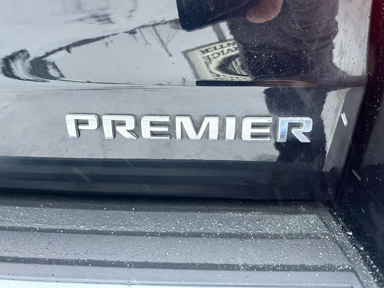 Chevrolet Suburban 4WD 4dr 1500 Premier 2019