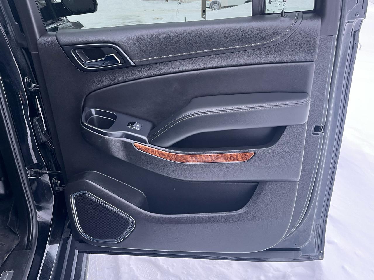 Chevrolet Suburban 4WD 4dr 1500 Premier 2019
