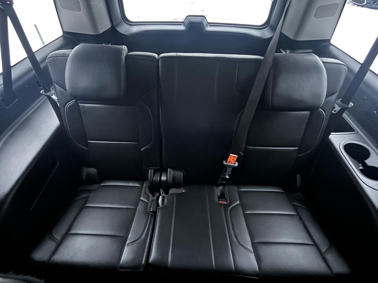Chevrolet Suburban 4WD 4dr 1500 Premier 2019