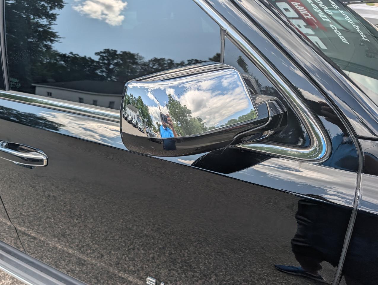 Chevrolet Suburban 4WD 4dr 1500 Premier 2019