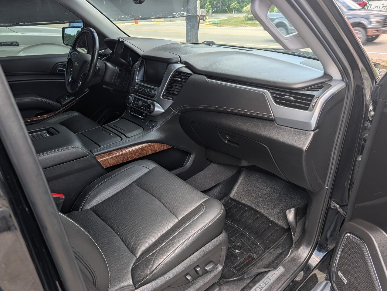 Chevrolet Suburban 4WD 4dr 1500 Premier 2019