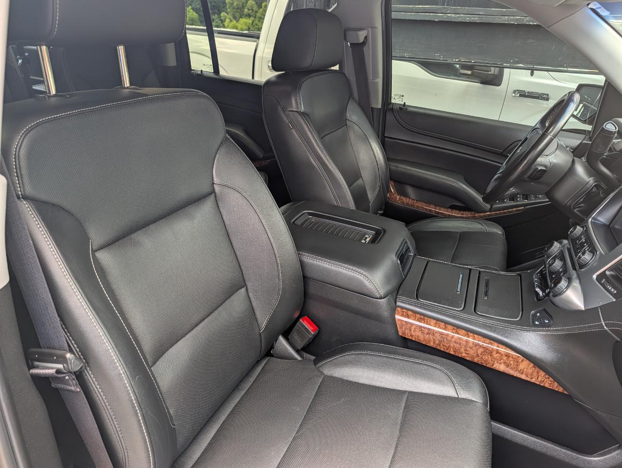 Chevrolet Suburban 4WD 4dr 1500 Premier 2019