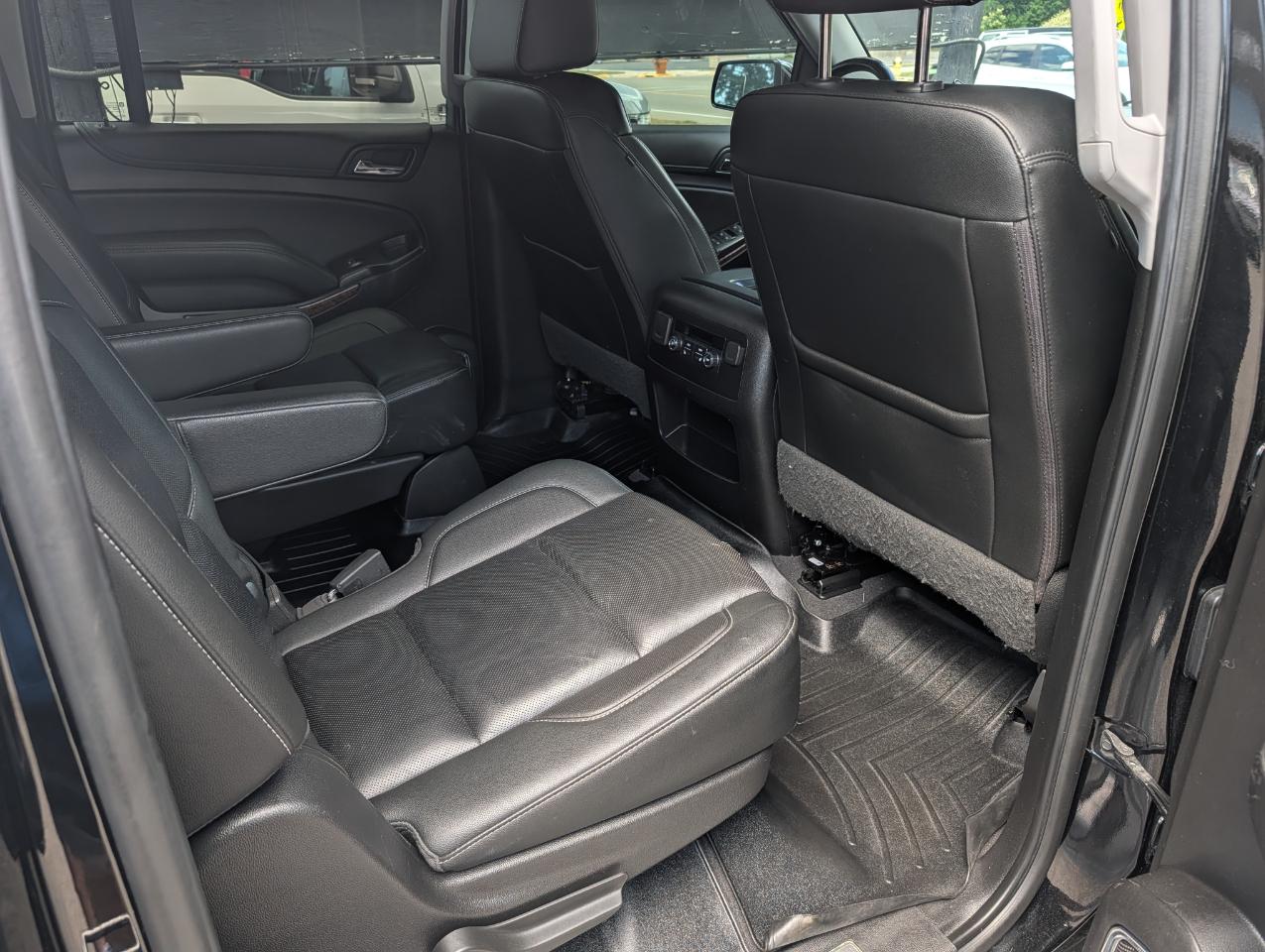Chevrolet Suburban 4WD 4dr 1500 Premier 2019