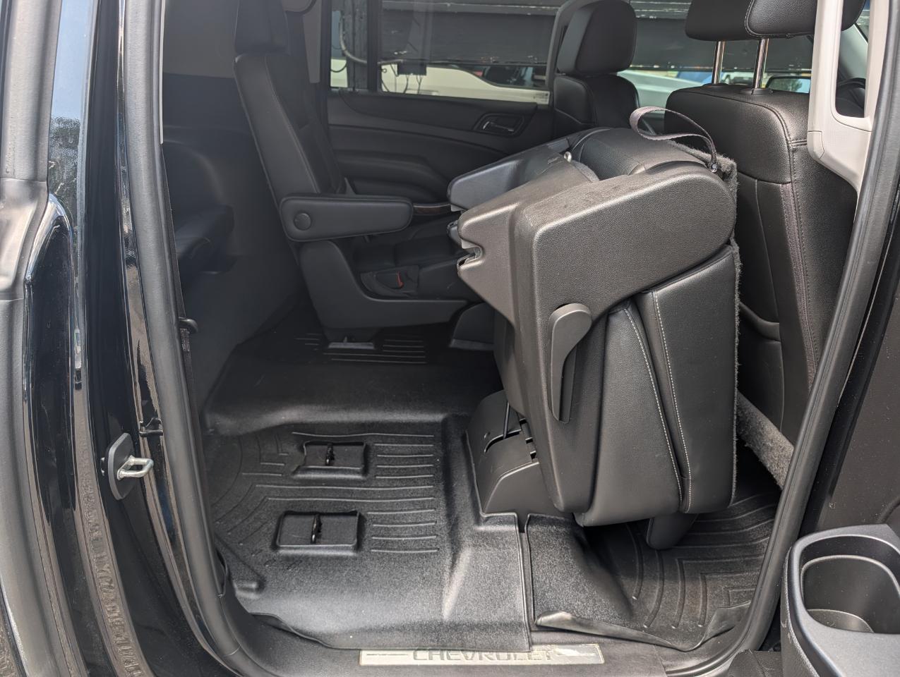Chevrolet Suburban 4WD 4dr 1500 Premier 2019