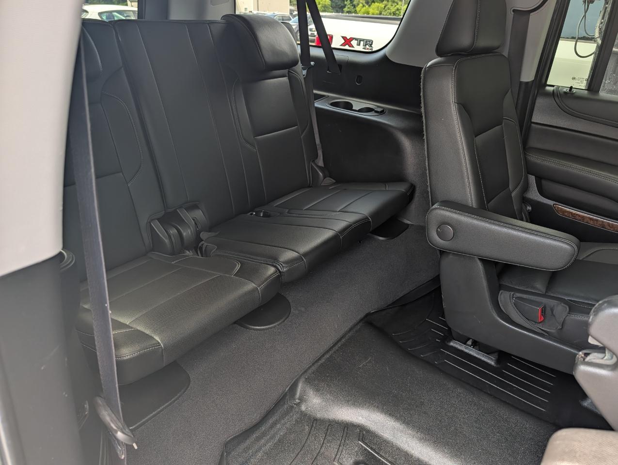 Chevrolet Suburban 4WD 4dr 1500 Premier 2019