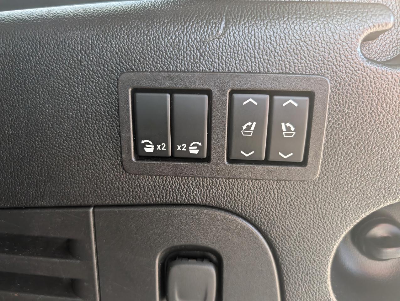 Chevrolet Suburban 4WD 4dr 1500 Premier 2019