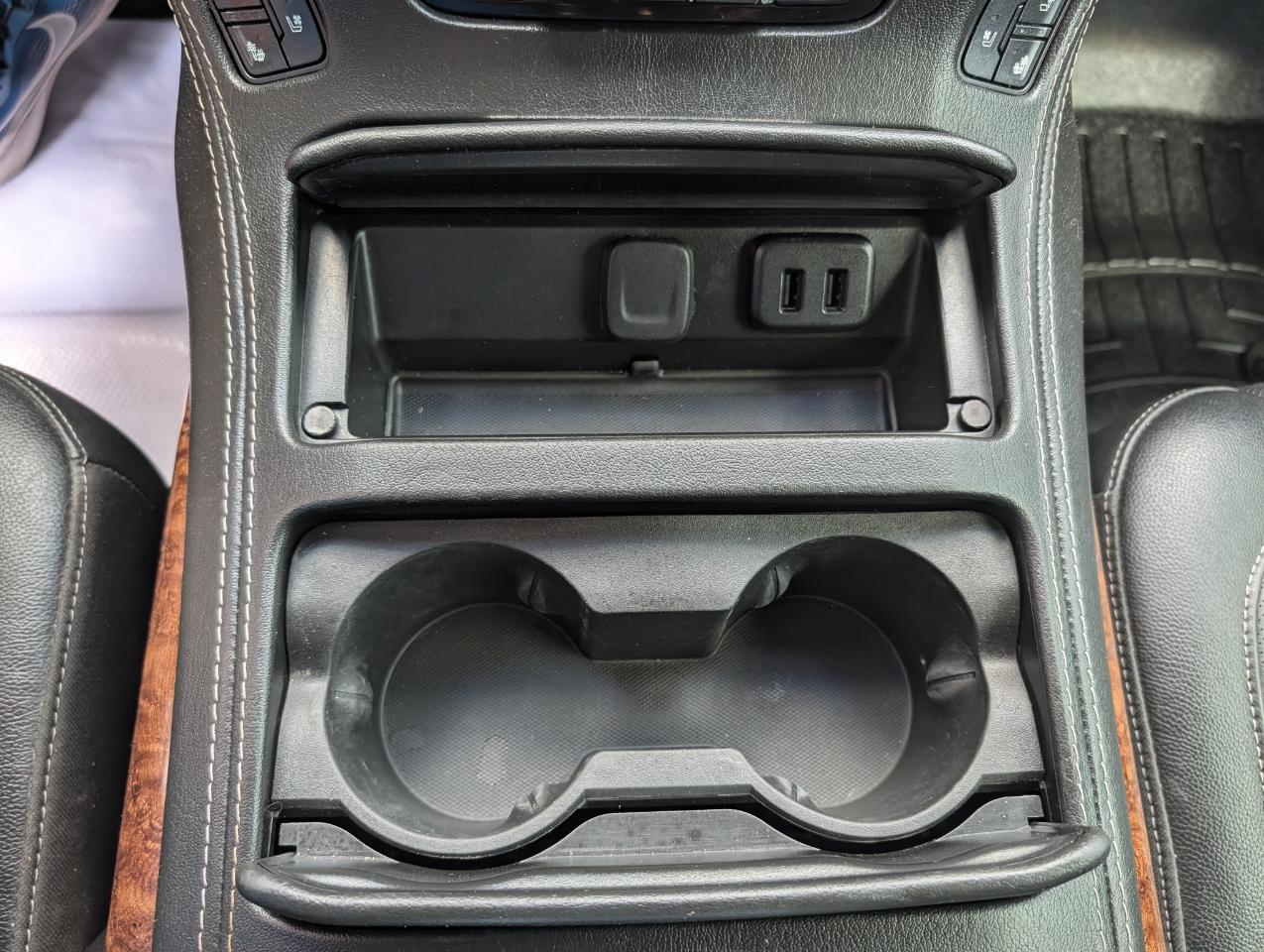 Chevrolet Suburban 4WD 4dr 1500 Premier 2019