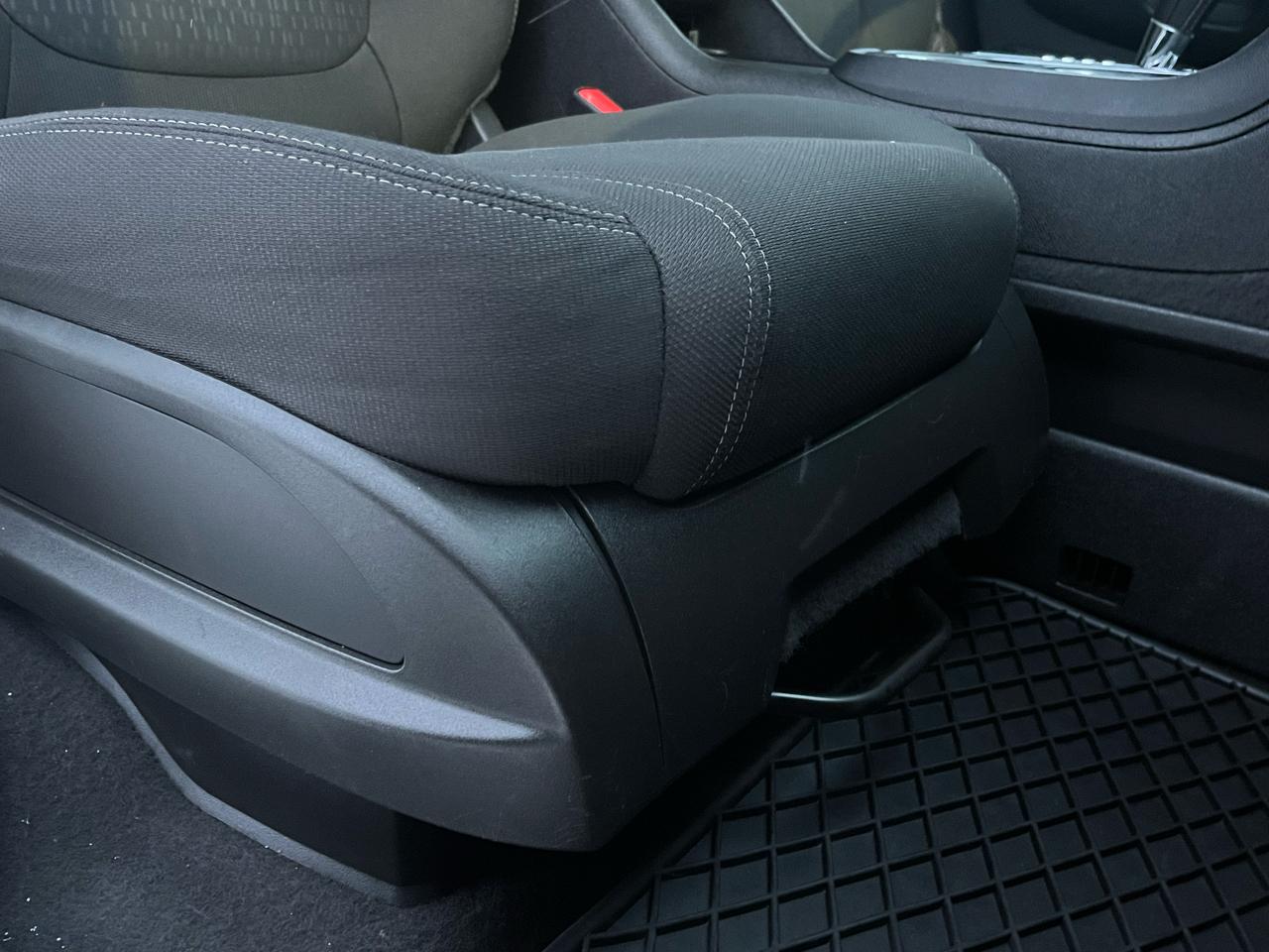 GMC Acadia AWD 4dr SLE w/SLE-1 2015