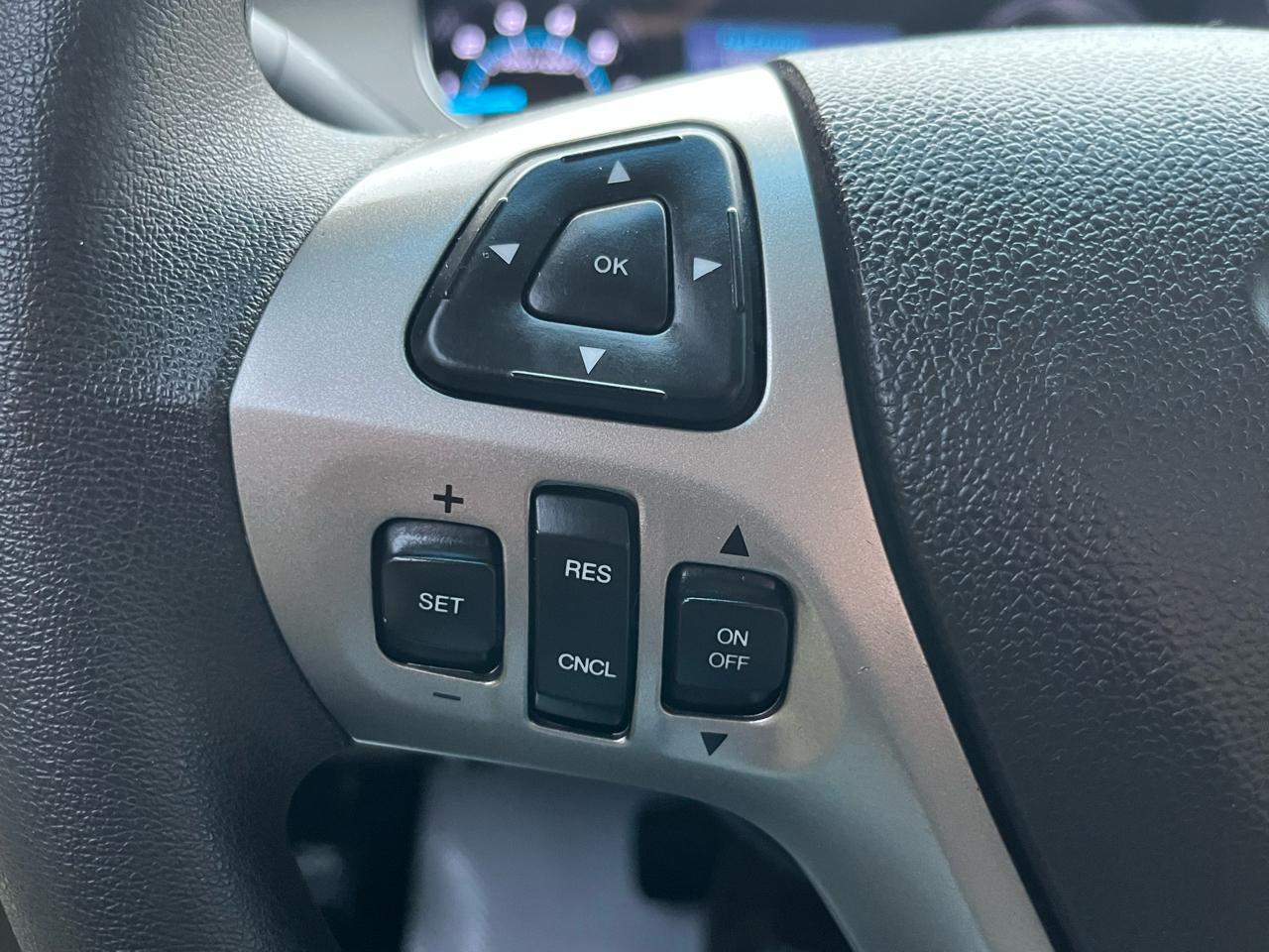 Ford Taurus SE FWD 2017