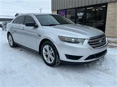 2017 Ford Taurus 