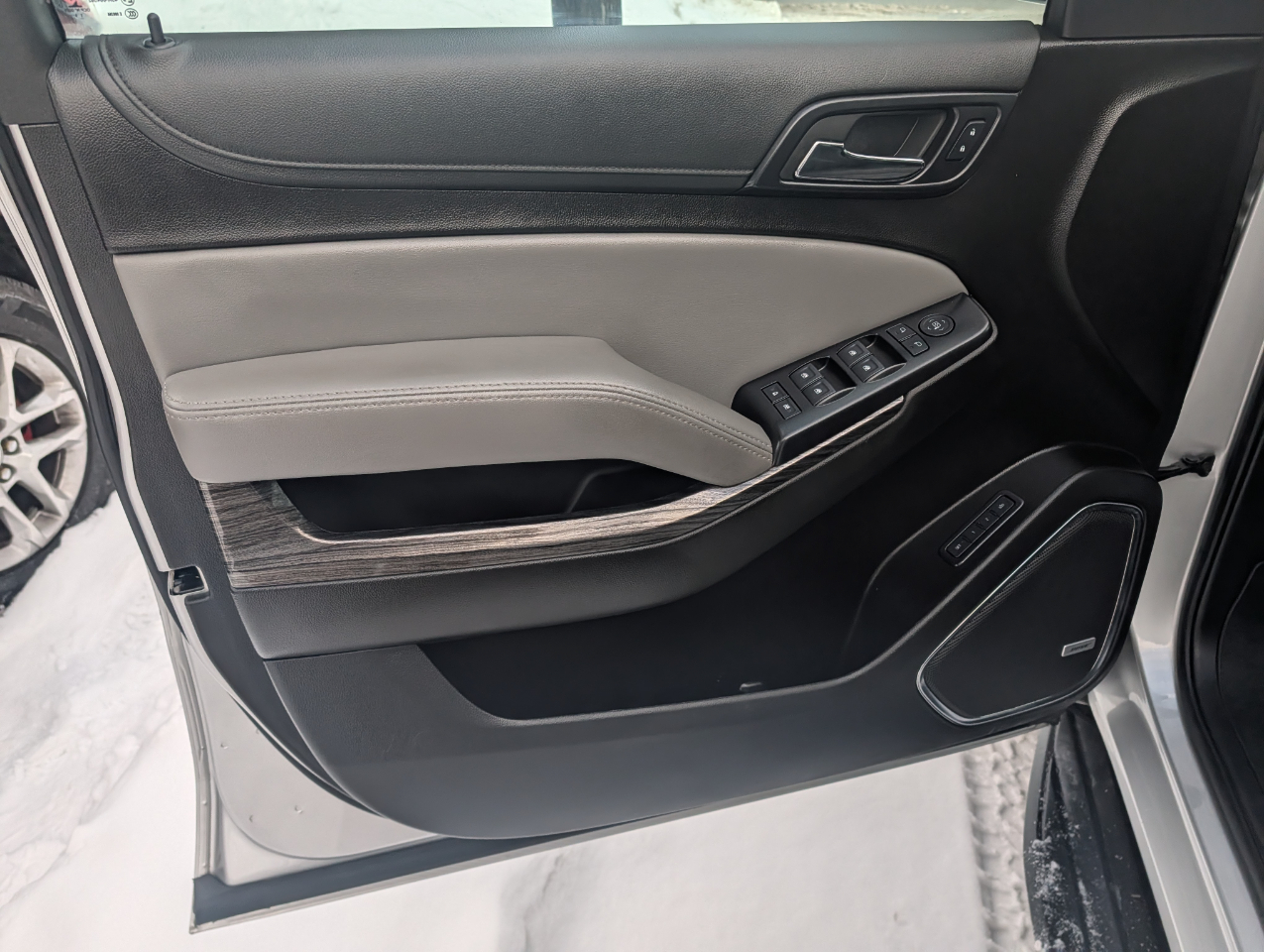 Chevrolet Tahoe 4WD 4dr LT 2020