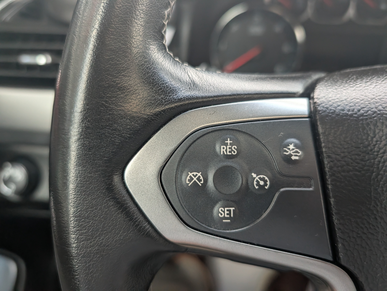 Chevrolet Tahoe 4WD 4dr LT 2020