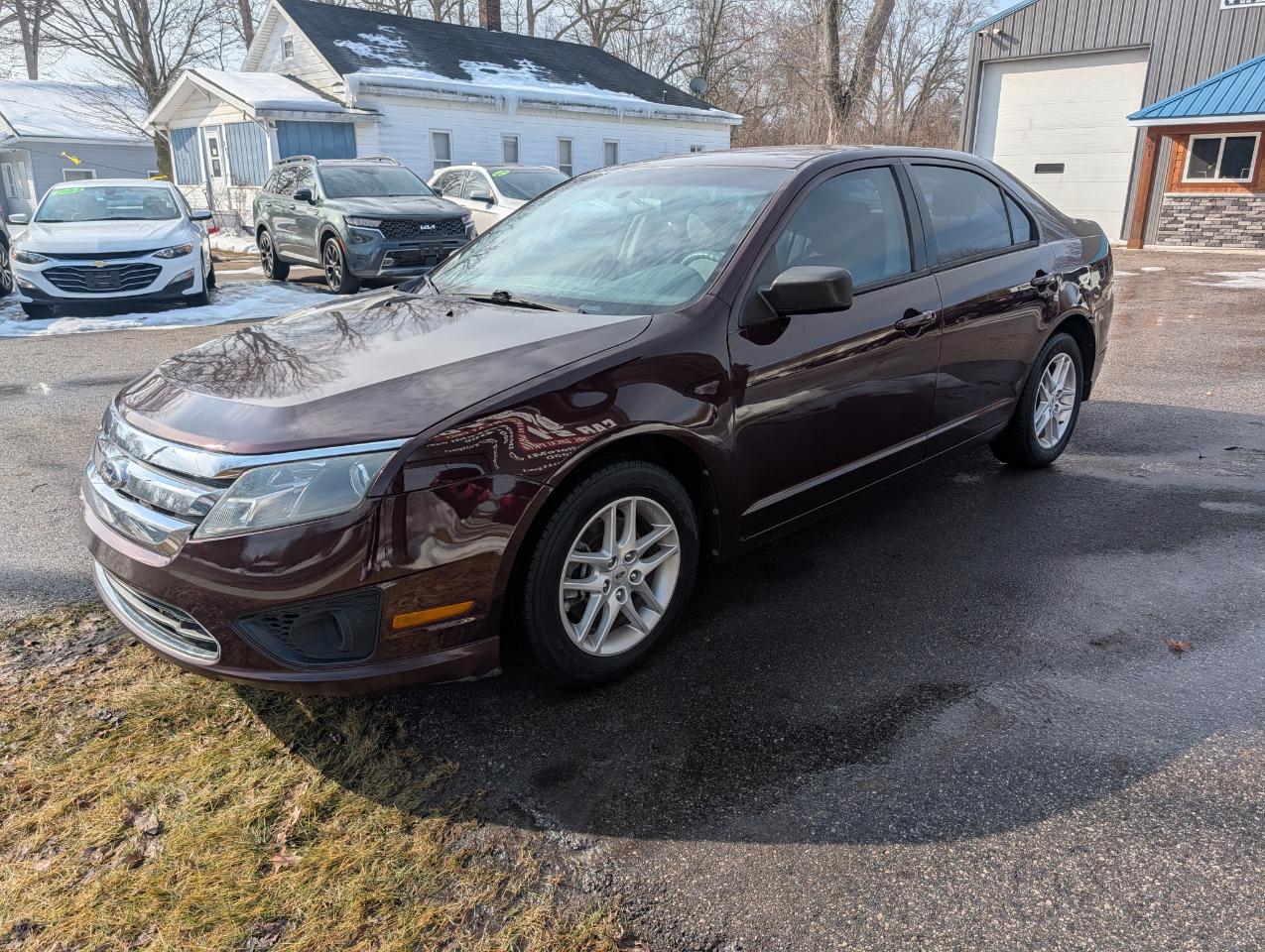 Ford Fusion 4dr Sdn S FWD 2012