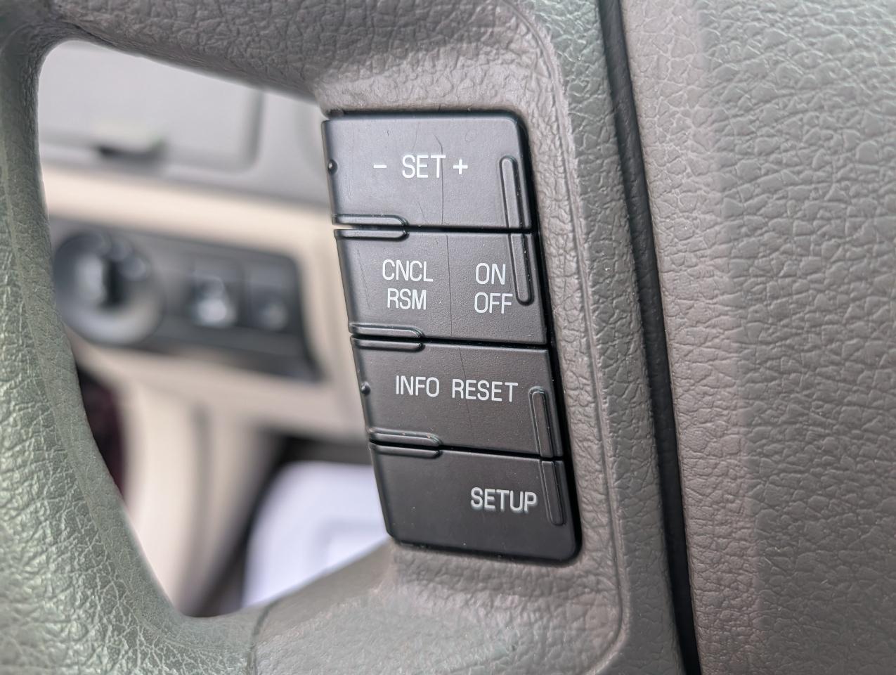 Ford Fusion 4dr Sdn S FWD 2012