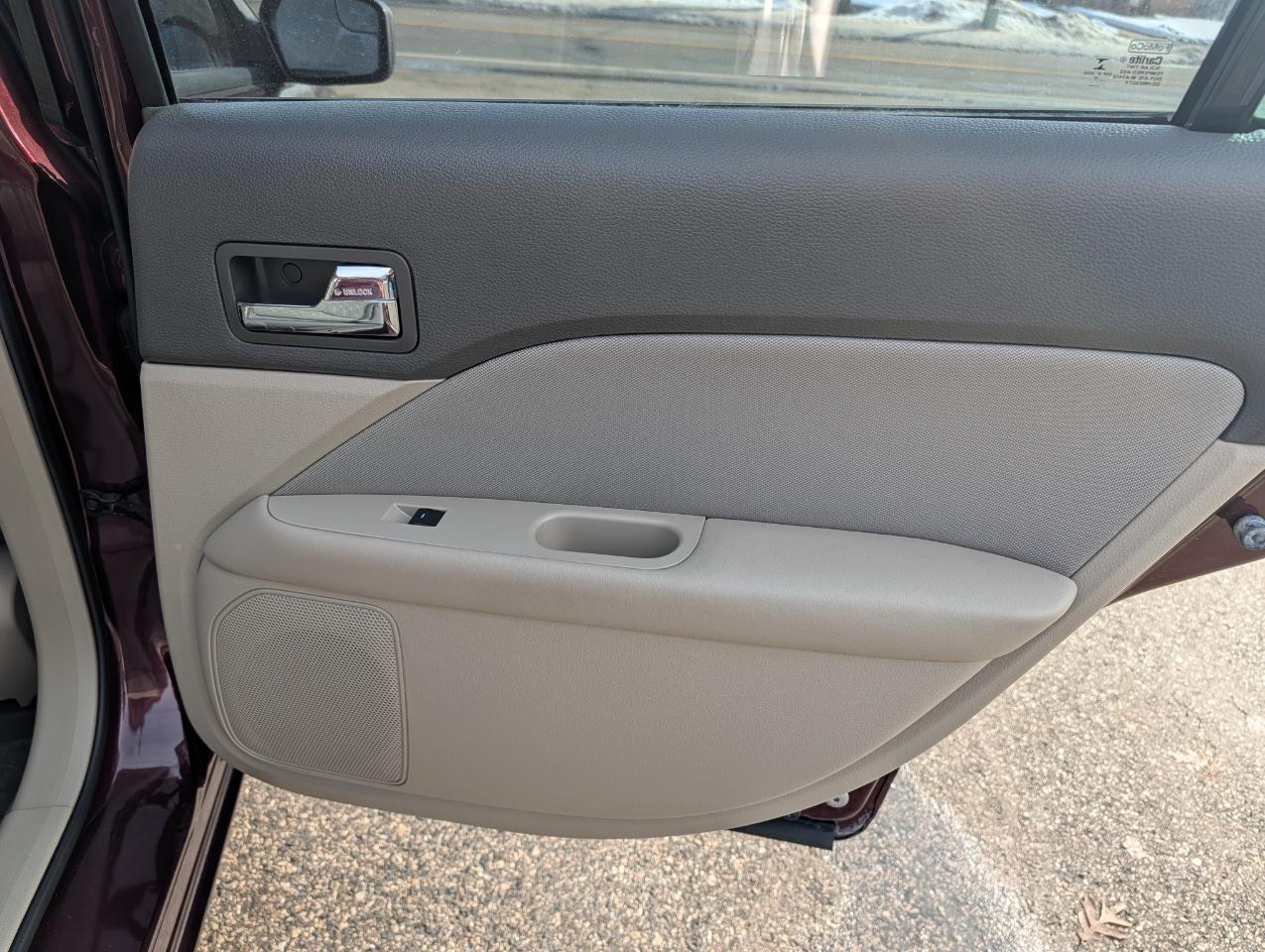 Ford Fusion 4dr Sdn S FWD 2012