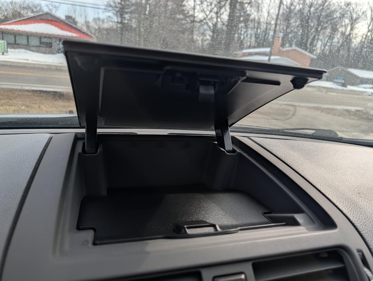 Ford Fusion 4dr Sdn S FWD 2012