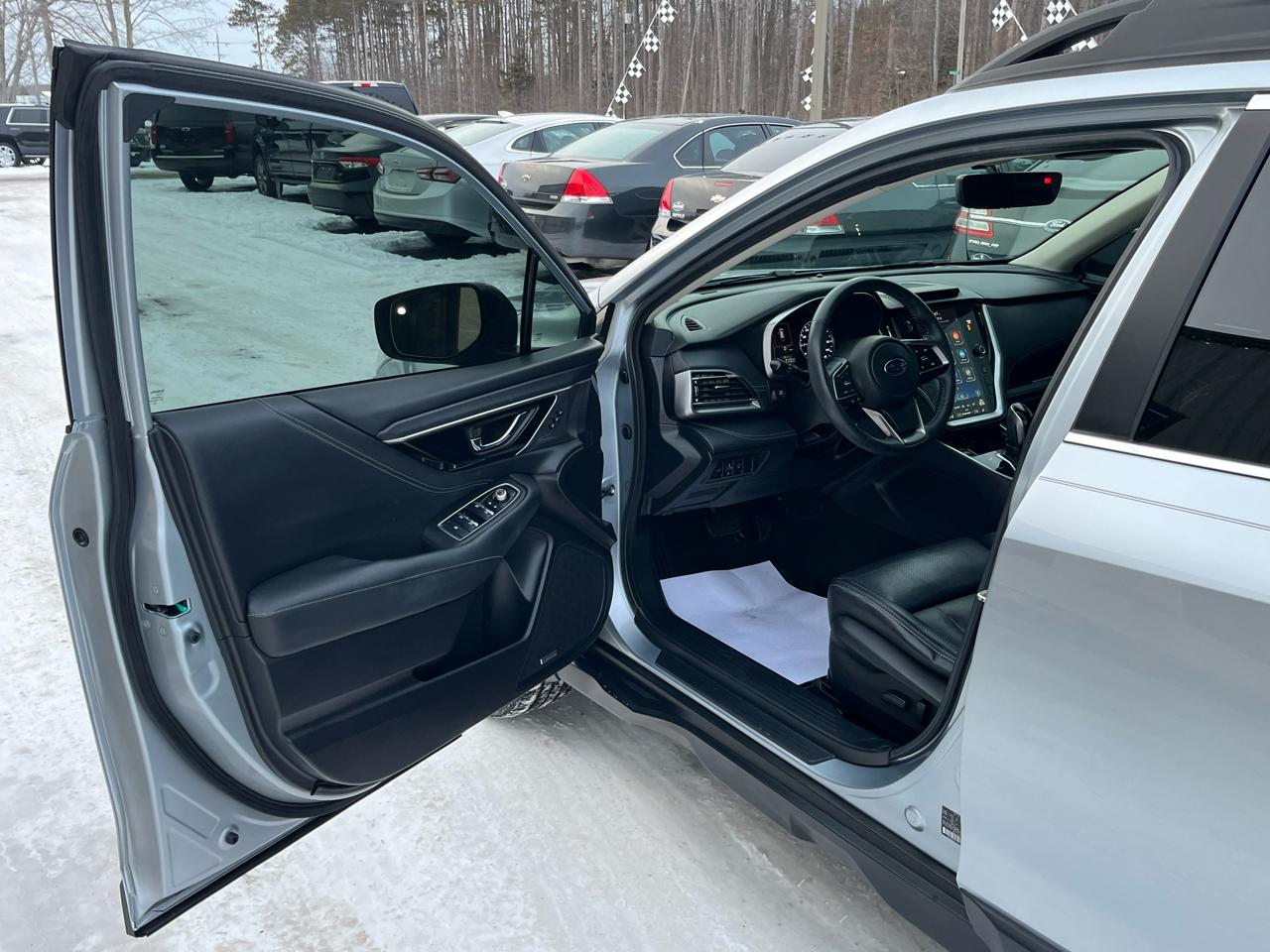 Subaru Outback Limited XT 4D Wagon 2020