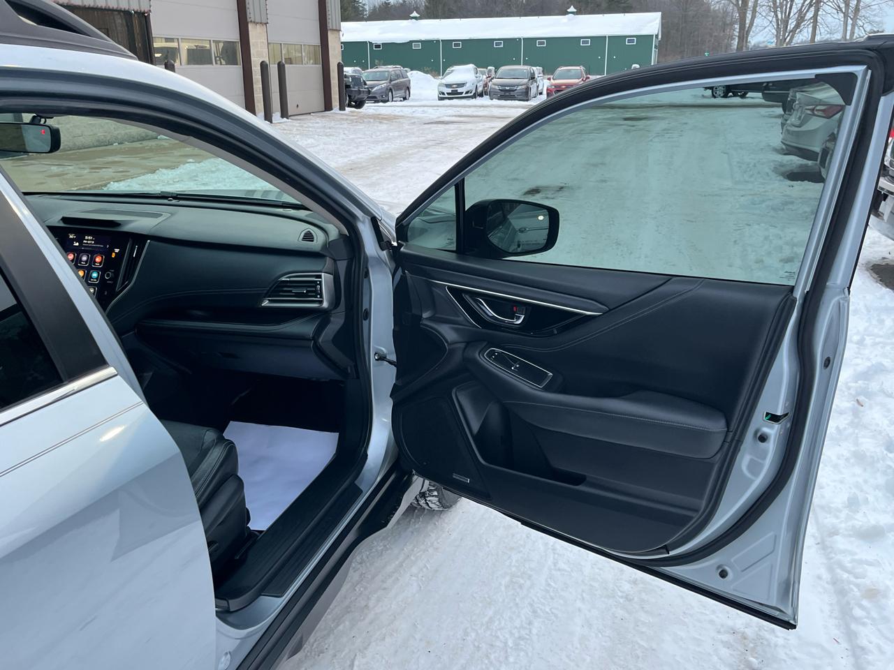 Subaru Outback Limited XT 4D Wagon 2020