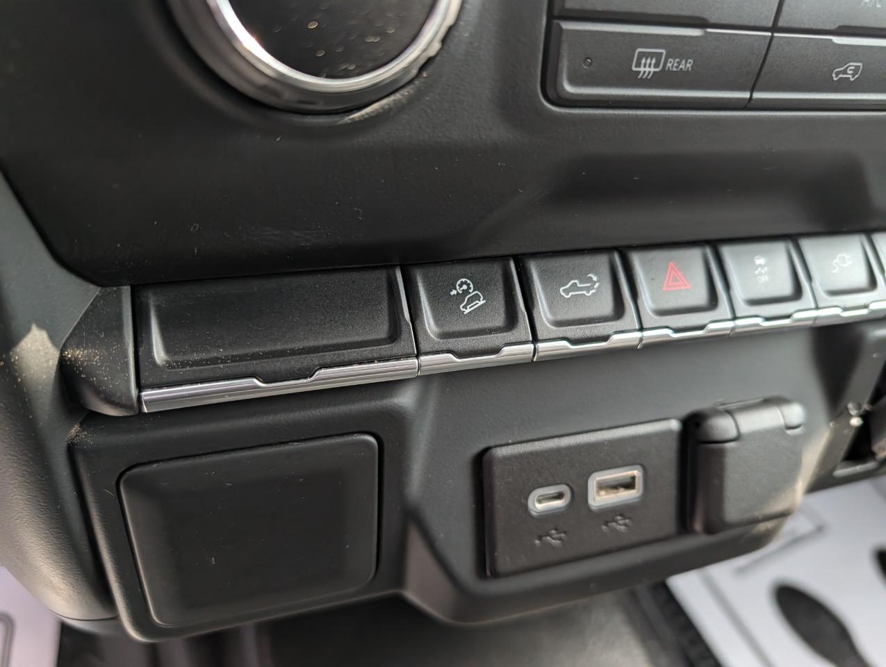 Chevrolet Silverado 2500HD 4WD Double Cab 149" Work Truck 2021